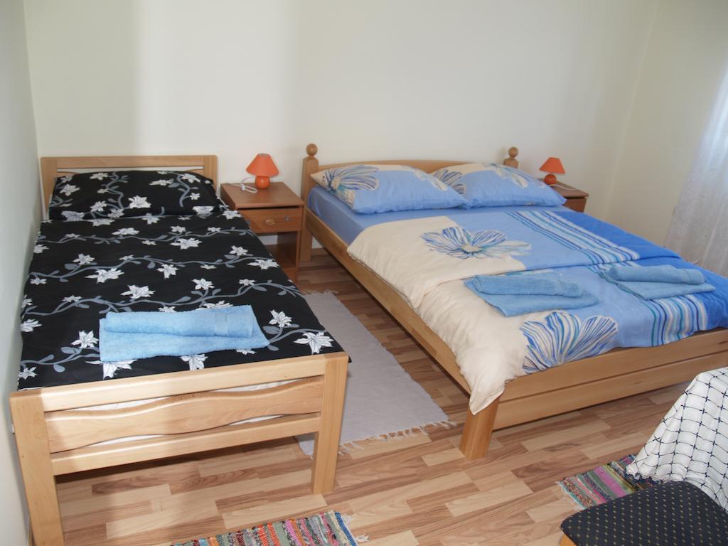 Rooms Zigic Korenica Habitación foto
