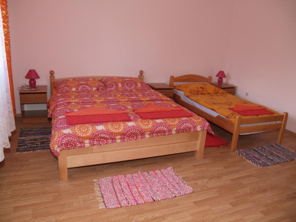 Rooms Zigic Korenica Habitación foto
